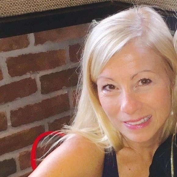 COPY - Meet your Posher, Dawn - Picture 6 of 13